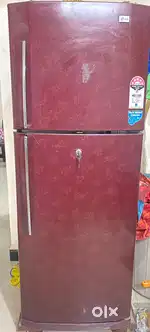 LG DOUBLE DOOR BRAND NEW REFRIGERATOR 218L STORAGE