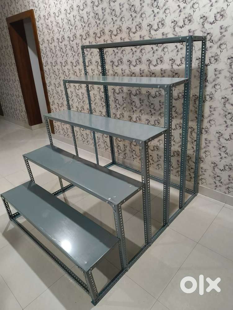 Multipurpose - 5 steps Rack and Golu Stand