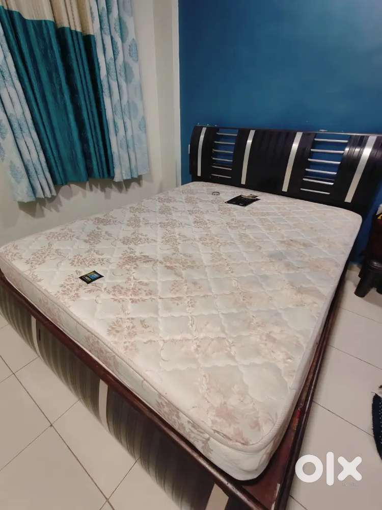 Queen size bed and spring mattress