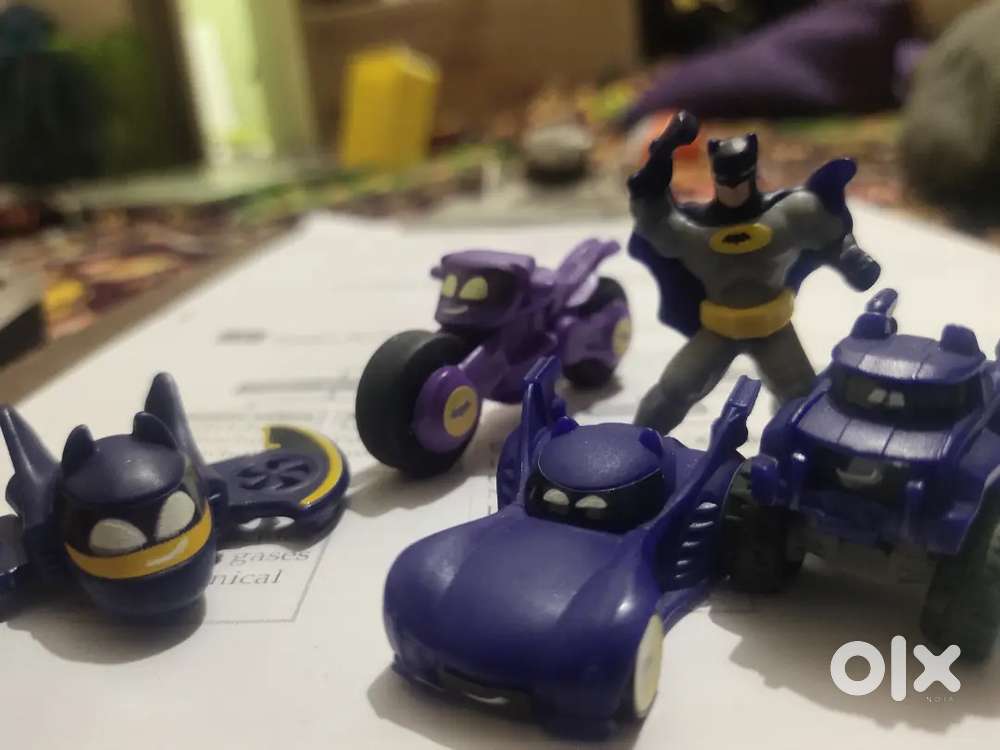 BATMAN KINDERJOY COLLECTION