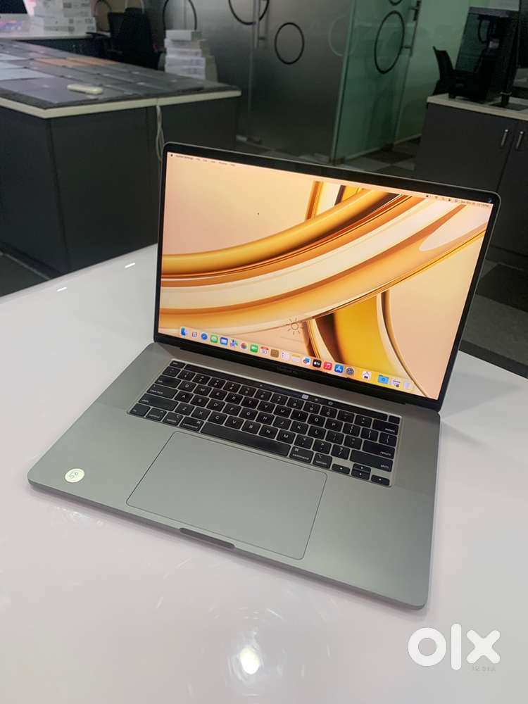 MacBook Pro 2019 (16inch) i9 32GB 512GB TouchBar Warranty