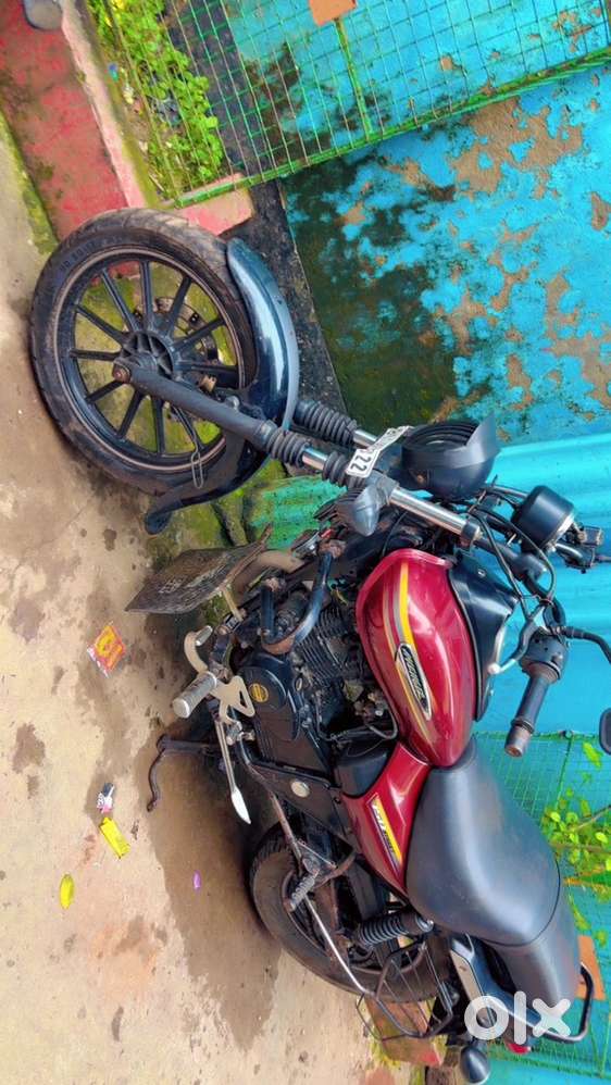 Bajaj Avenger street 150