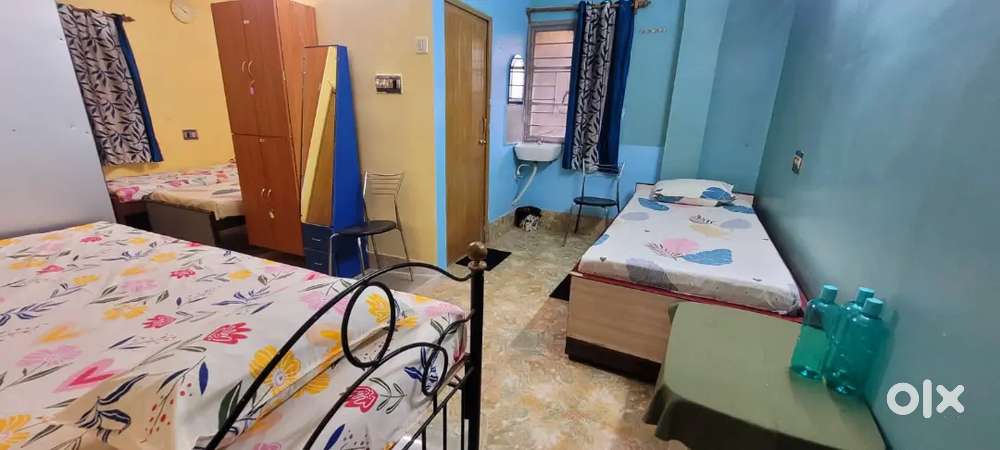 Standard PG for Females at Airport gate no 2