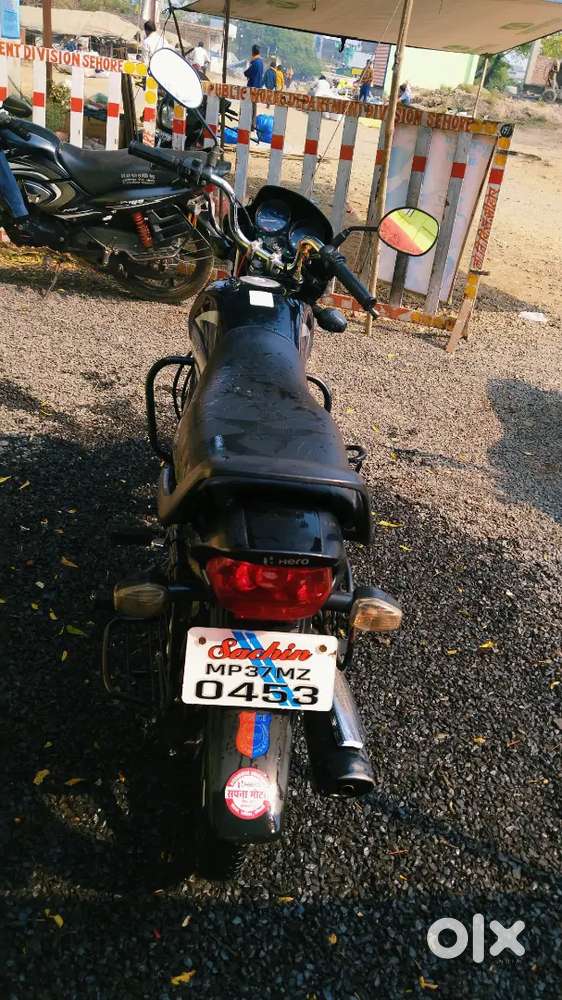 Hf deluxe new showroom condition