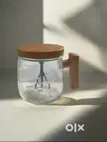 Self-stirring Mug