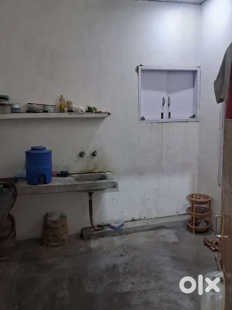 Room+kitchen +bathroom