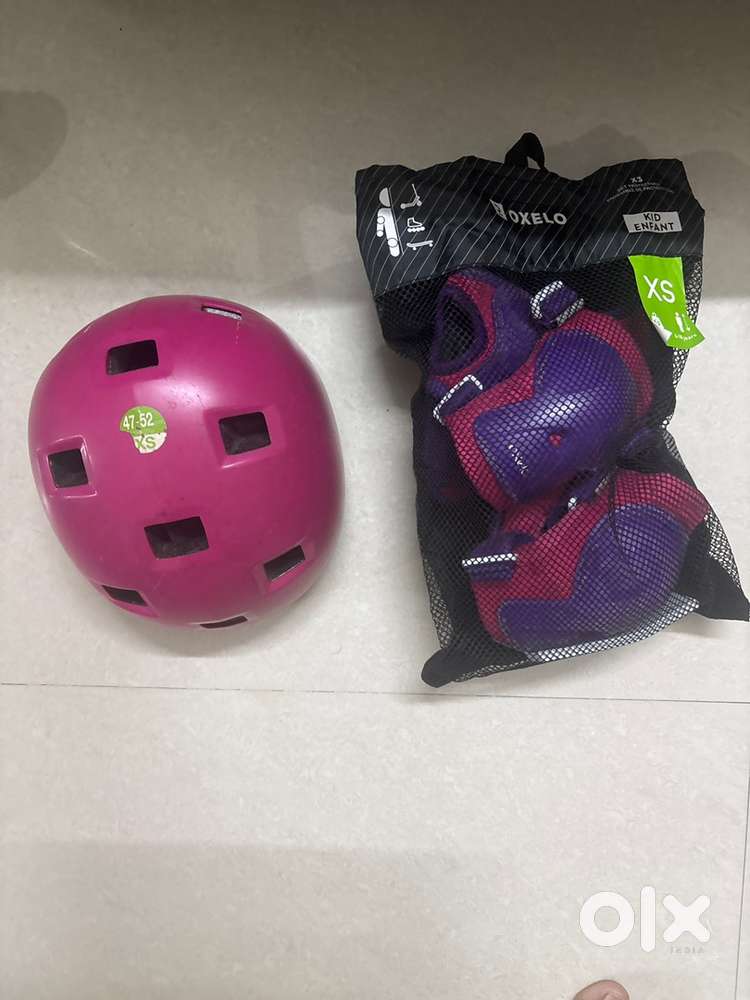 Skating helmet and guards