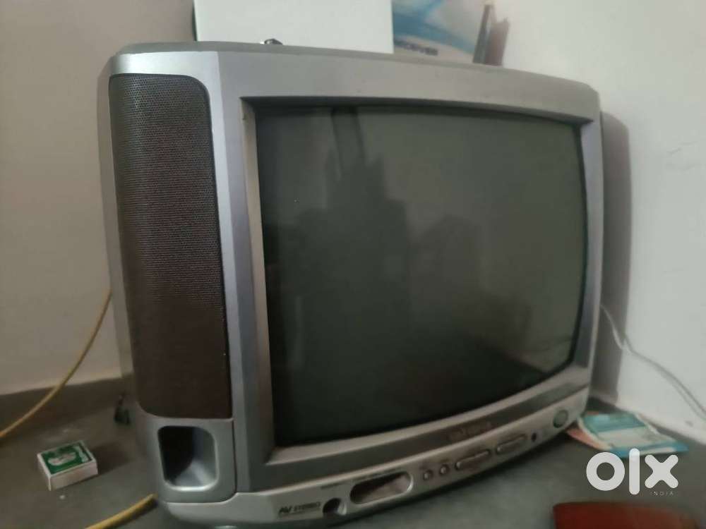 AIWA TV  18
