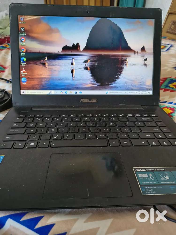 Asus laptop, 8gb ram