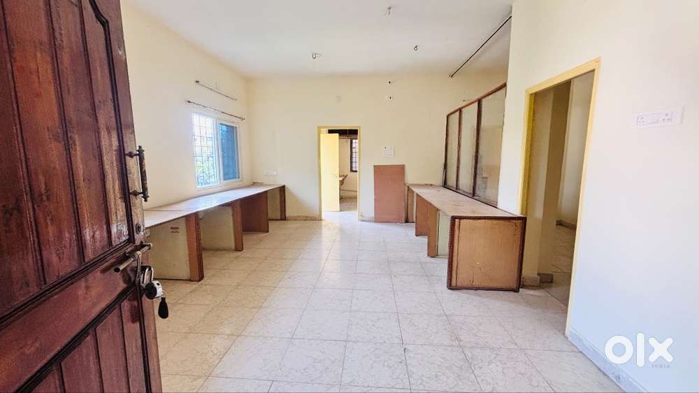 Office/Institute/Business space available for Rent in Balaji Colony