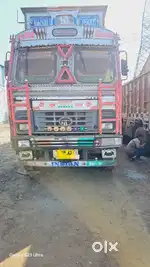 Tata 4825 16 chakka