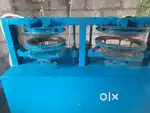 Paper' plates making machine