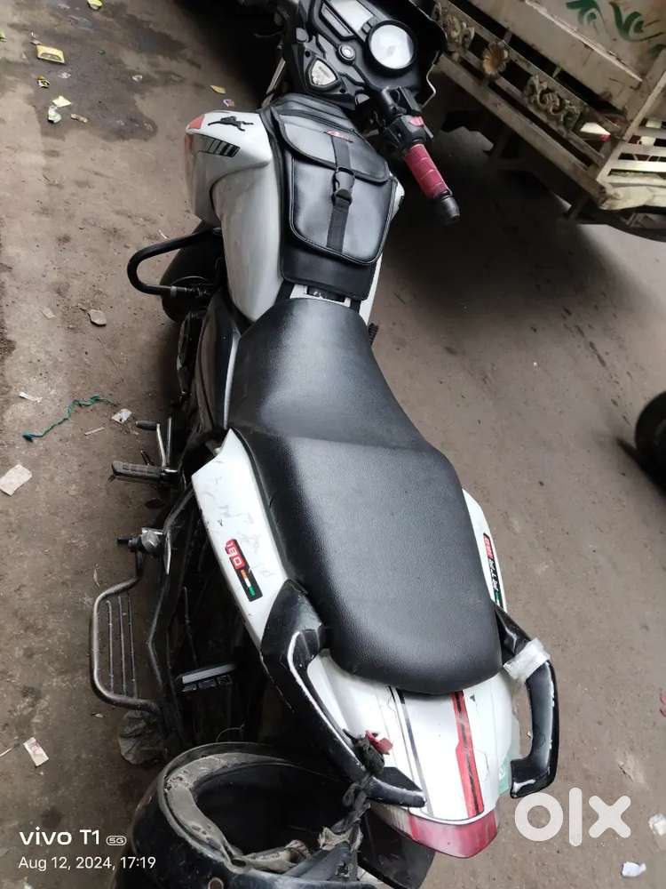 Scooty Lena hai