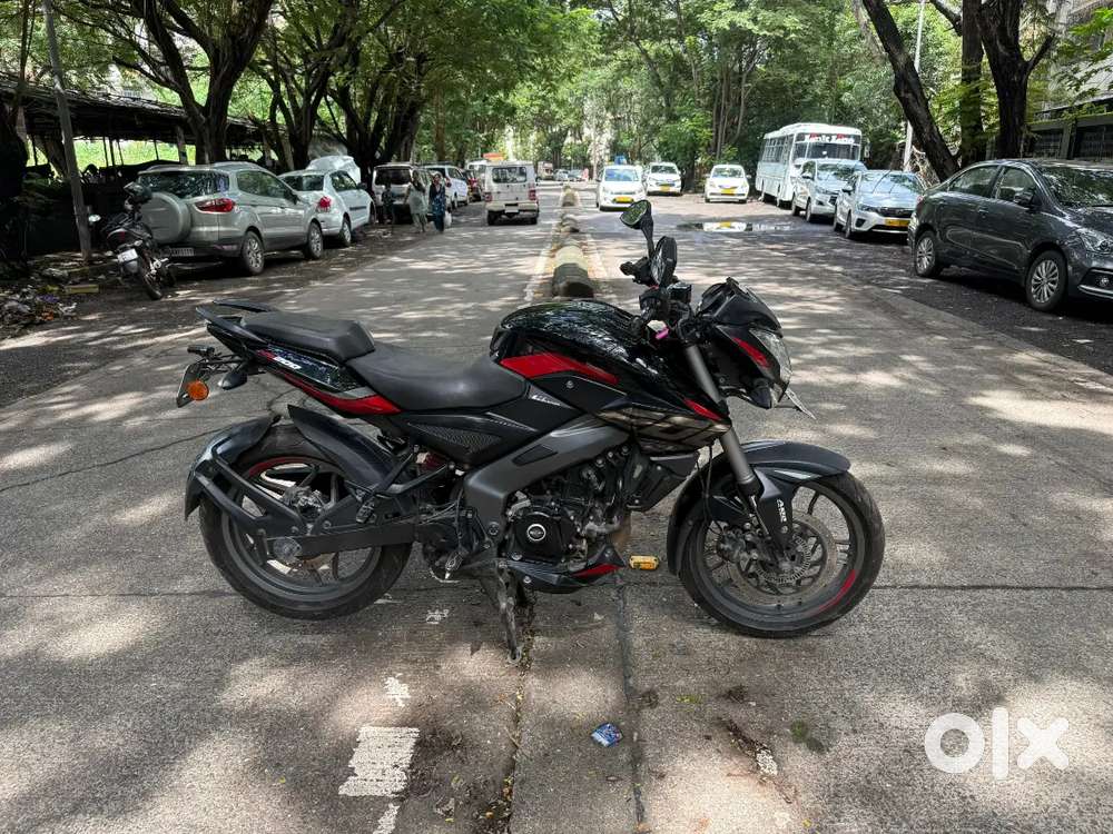 PULSAR NS 200