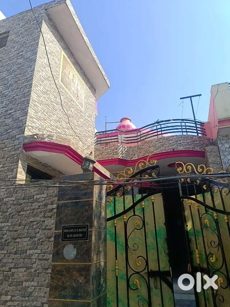 Independent house for bachlors ,couples ,family etc.