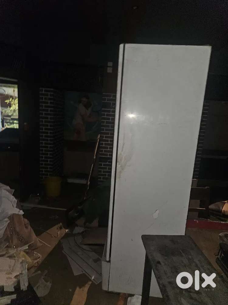 Refrigerator for sale