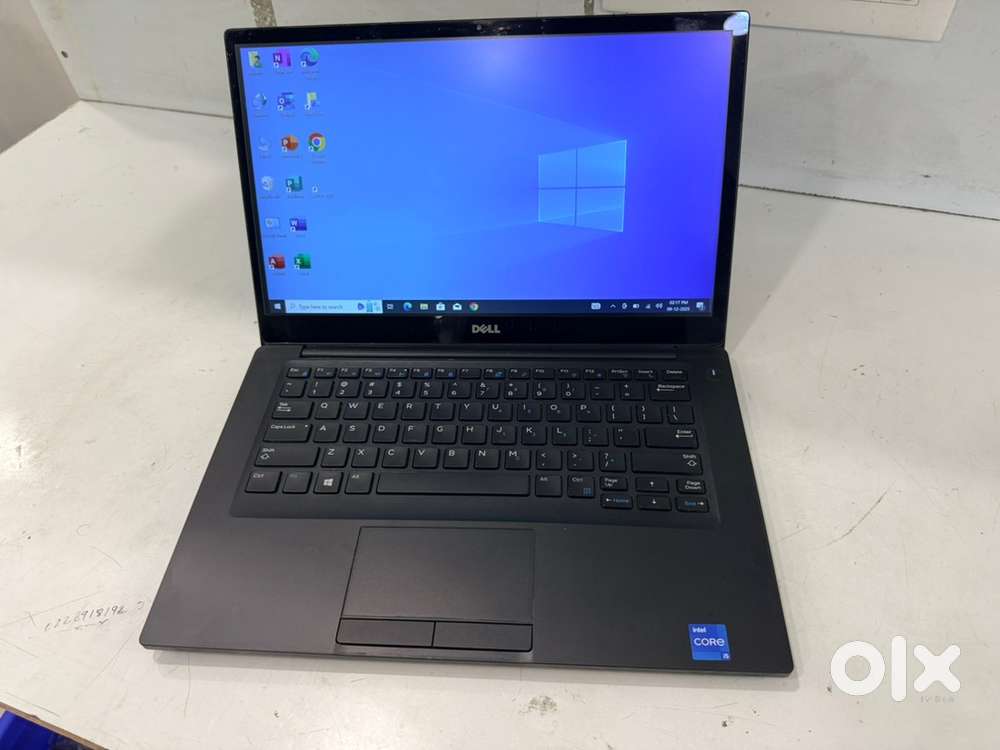 Dell 4k Laptop Core i5 6th gen 256gb ssd 8gb ram pc4 1 year swarranty