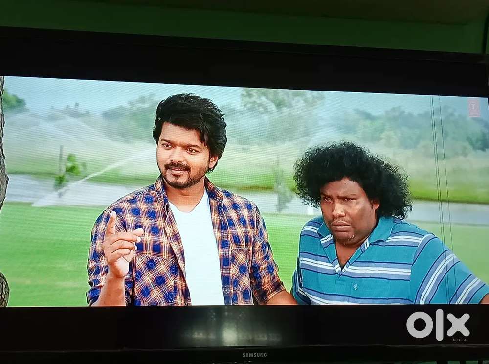 Samsung 32 inch normal led