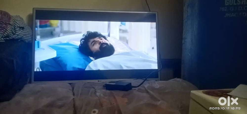 LG Smart TV For Sales in Excellent Condition