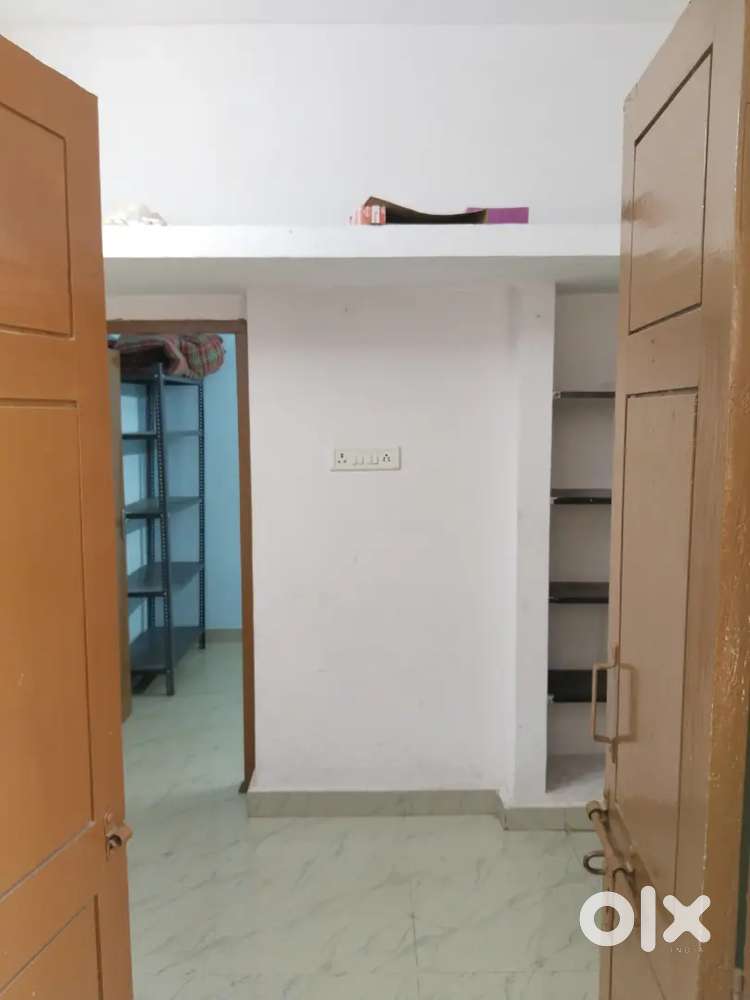 1 RK for rent in omr thuraipakkam