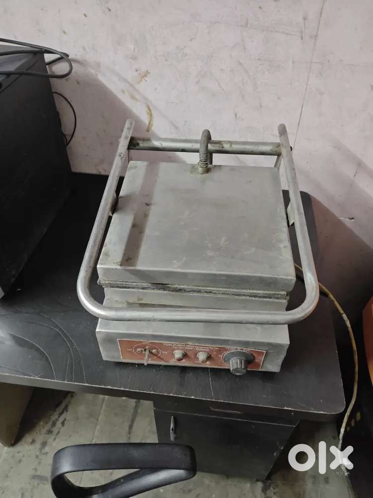 Sandwich maker