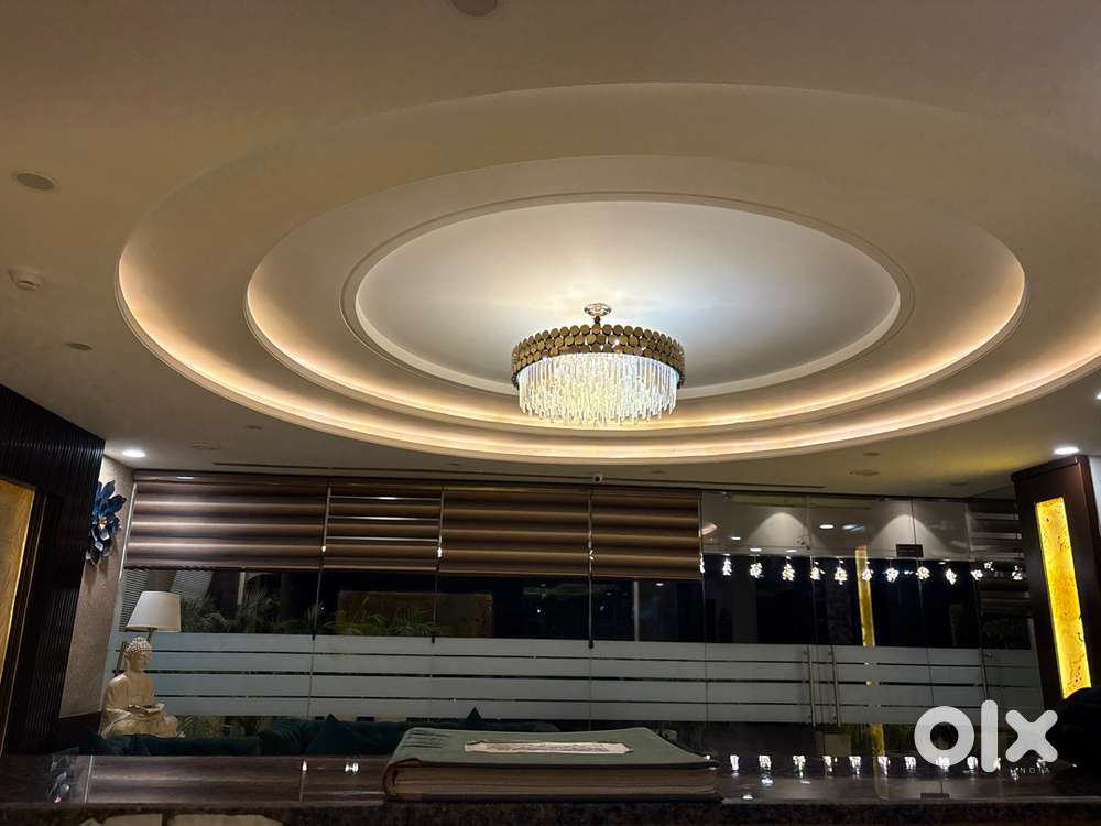 Night shift male reception