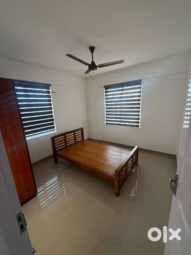 #2 BHK Medium Furnished Flat Available for Rent in Kollamkudimugal