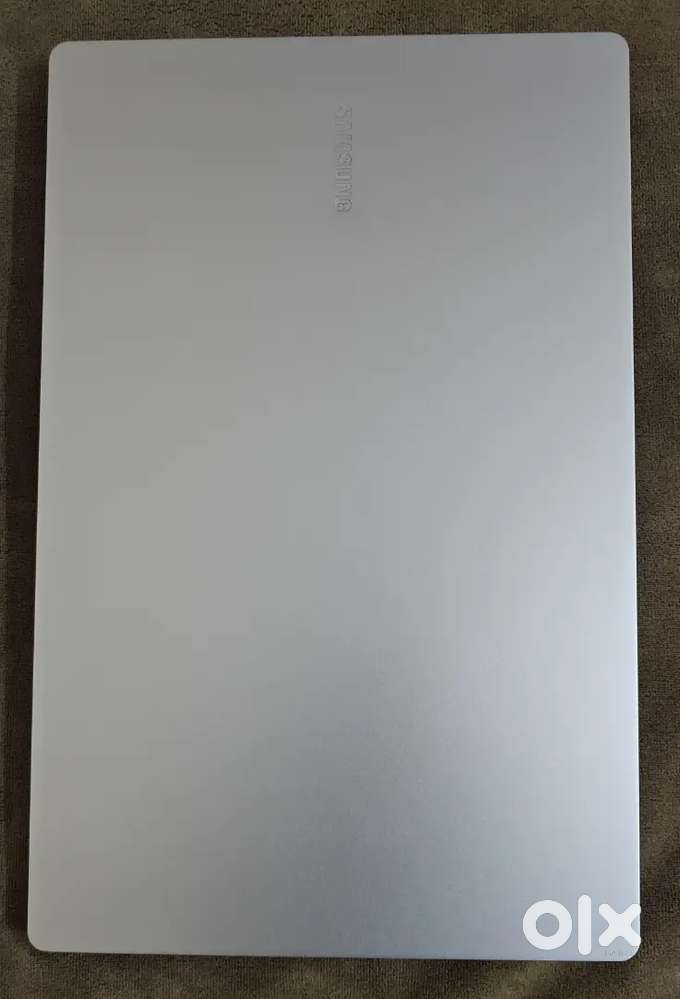 Samsung Galaxy Book 4 Edge (16GB & 512GB)