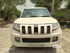 Mahindra TUV 300 T4 PLUS, 2019, Diesel