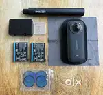Insta360 x3 Camera Apple Bundle w/ Case, Extra Battery, & Selfie Stick