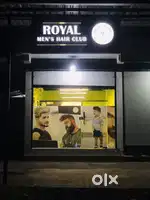 Royal men's hair club