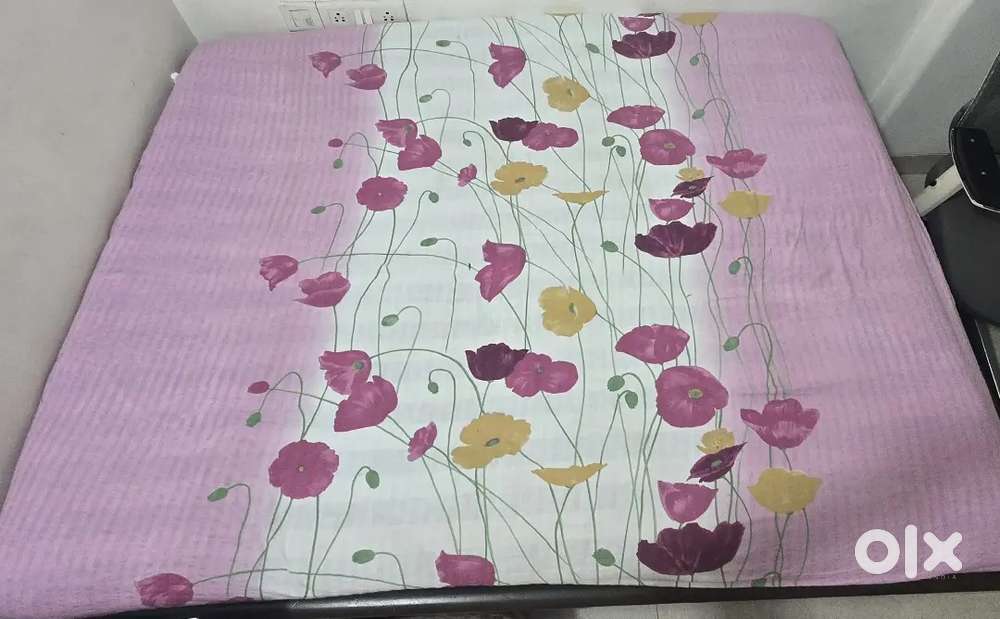 Bed with internal storage : Laminatw finish