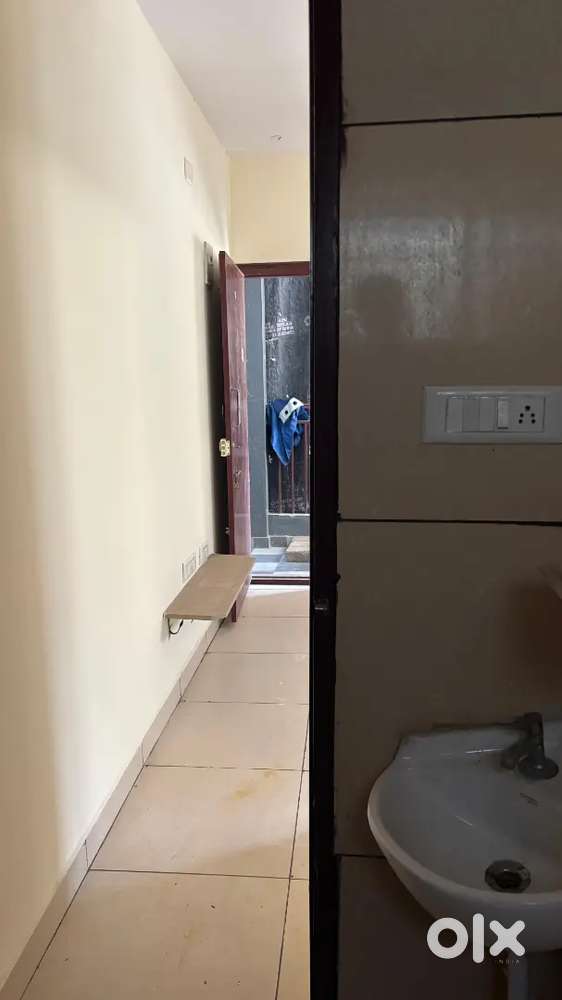 Rent 1bhk New Building Near Main Road N IT Hubs