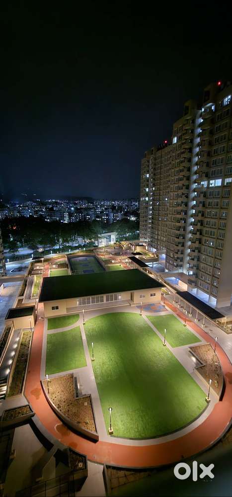 Wake up to sunlight in this bright 2BHK