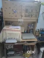 Computer table
