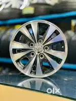Innova Z version 15 inch  Brand new4 Toyota original wheels Innova