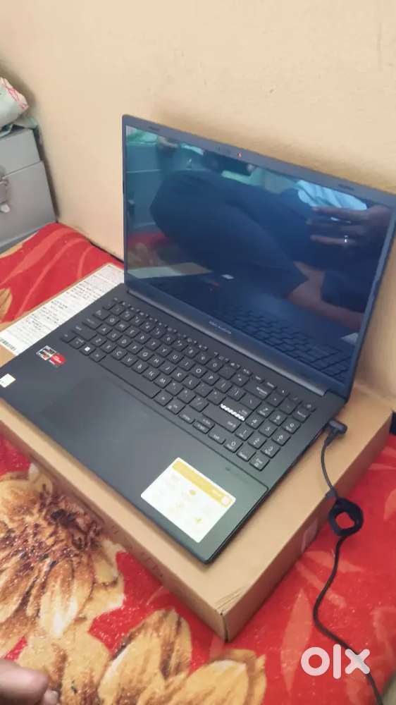 ASUS Vivobook Go 15 OLED–8GB RAM/512GB SSD- 30 DAYS Old–Good Condition