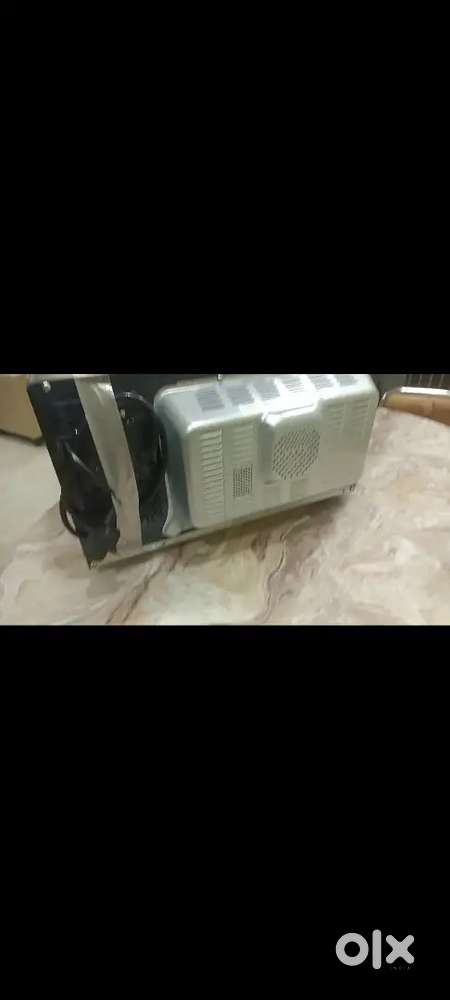 NEW MICROWAVE OVEN 28L