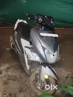 Yamaha ray zr