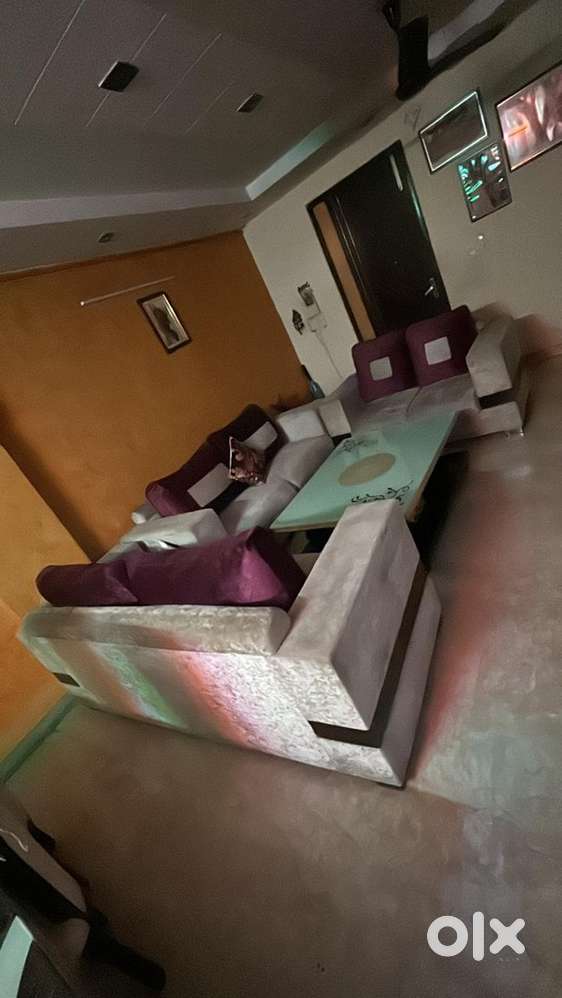 Sofa dinning center table led tv 4 almira showcase