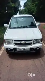 Chevrolet Tavera 2012-2017 Neo 3 LS 7 Seats BSIV, 2016, Diesel