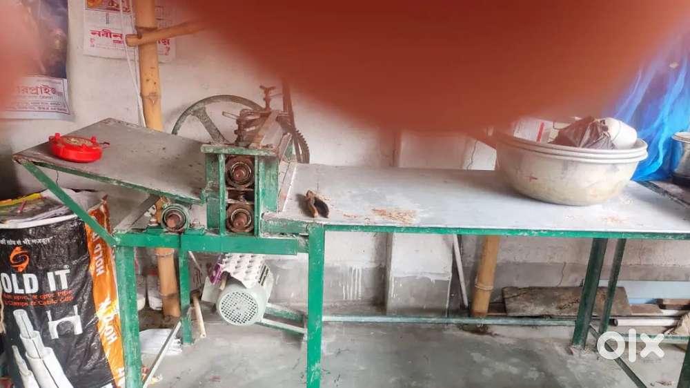 Oil separator, Dough machine 50 kg, Nimki machine