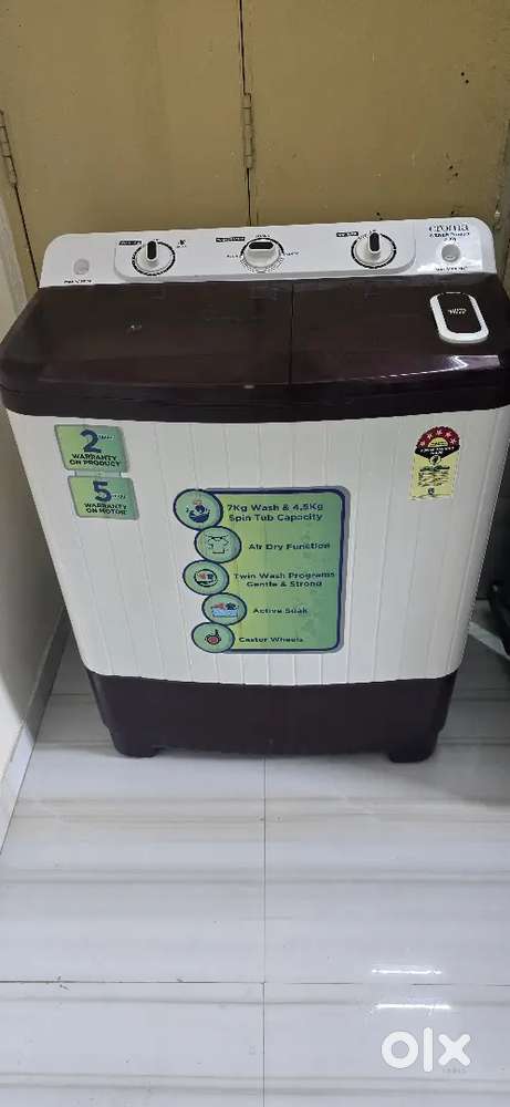 Semi automatic washing machine