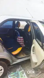 Ford Ikon 2004