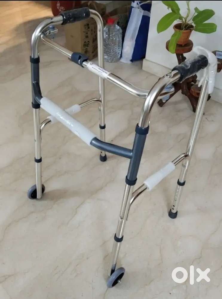 Walker for adults