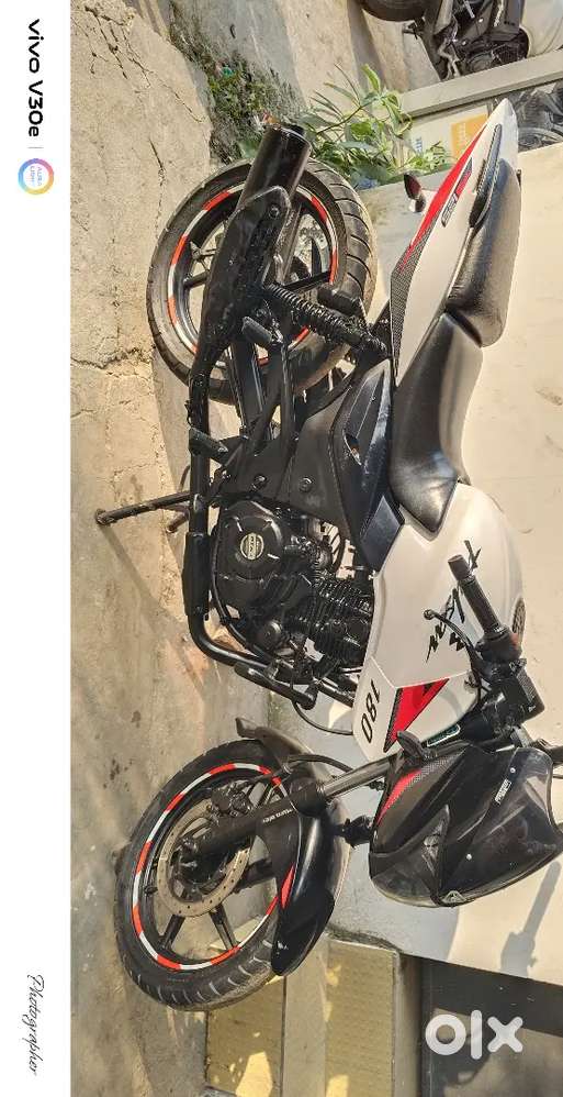 Pulsar 180 good condition