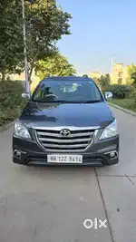Toyota Innova 2.5 G (Diesel) 7 Seater BS IV, 2015, Diesel