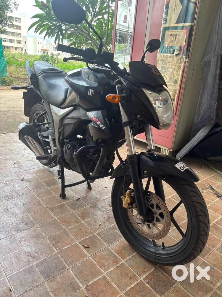Suzuki gixxer