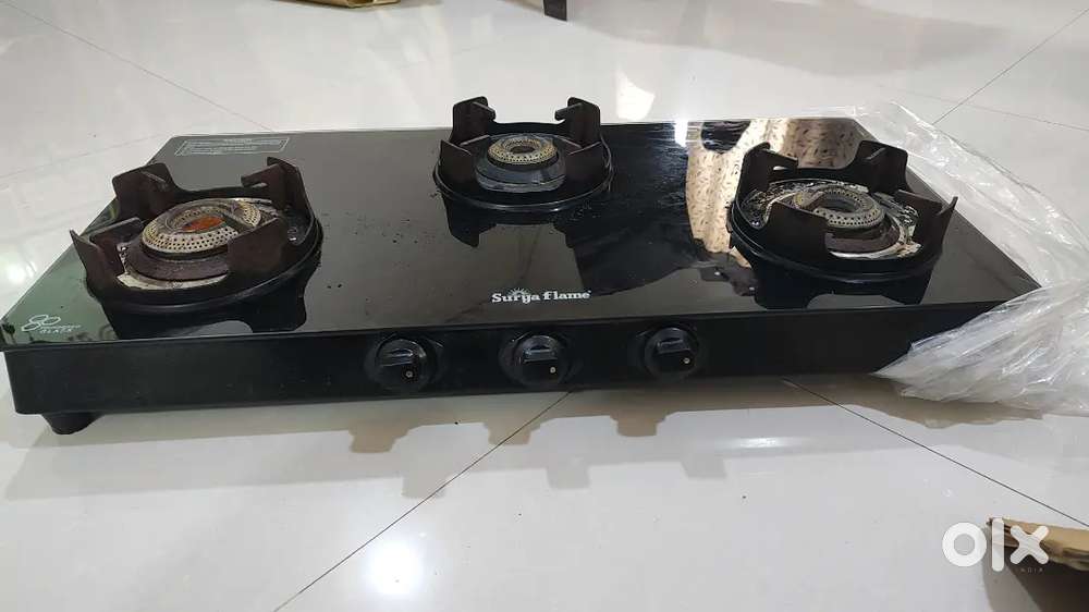 3 Heavy Brass Burner, Toughened Glass Top Suryaflame Gas Stove