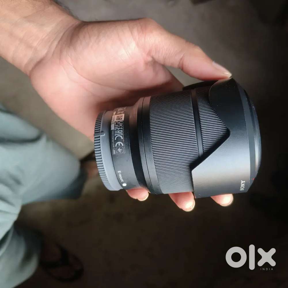 Sony lens 28-70